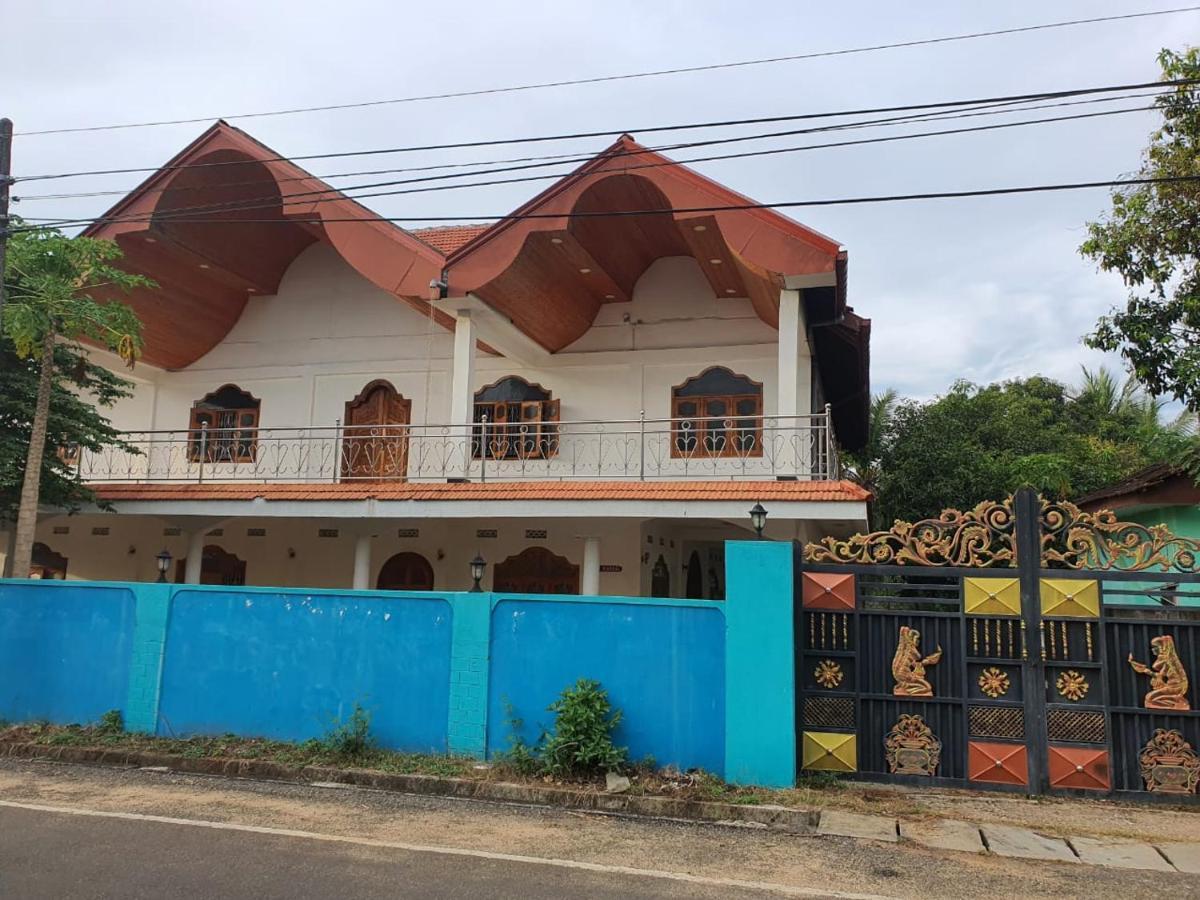 Hb Budget Rest Hotel Jaffna Ngoại thất bức ảnh