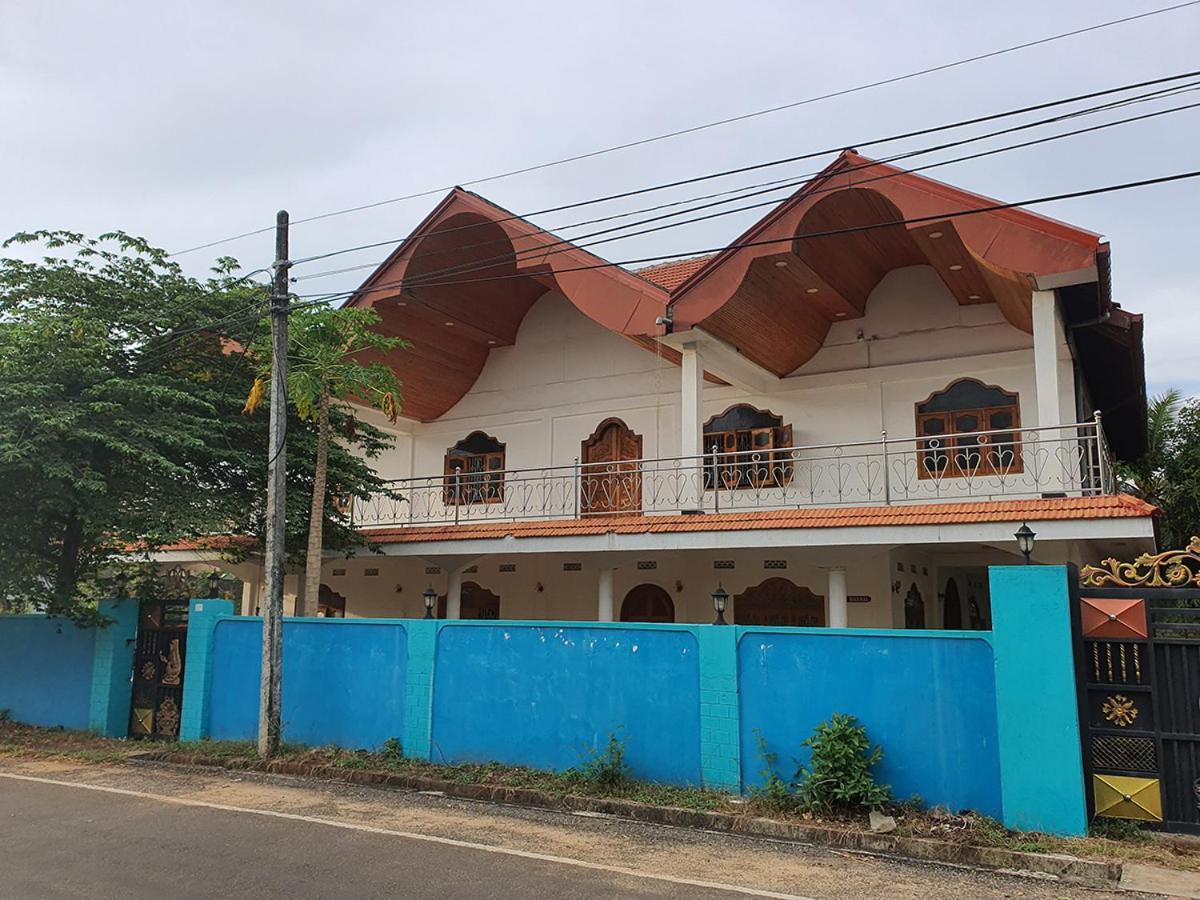 Hb Budget Rest Hotel Jaffna Ngoại thất bức ảnh