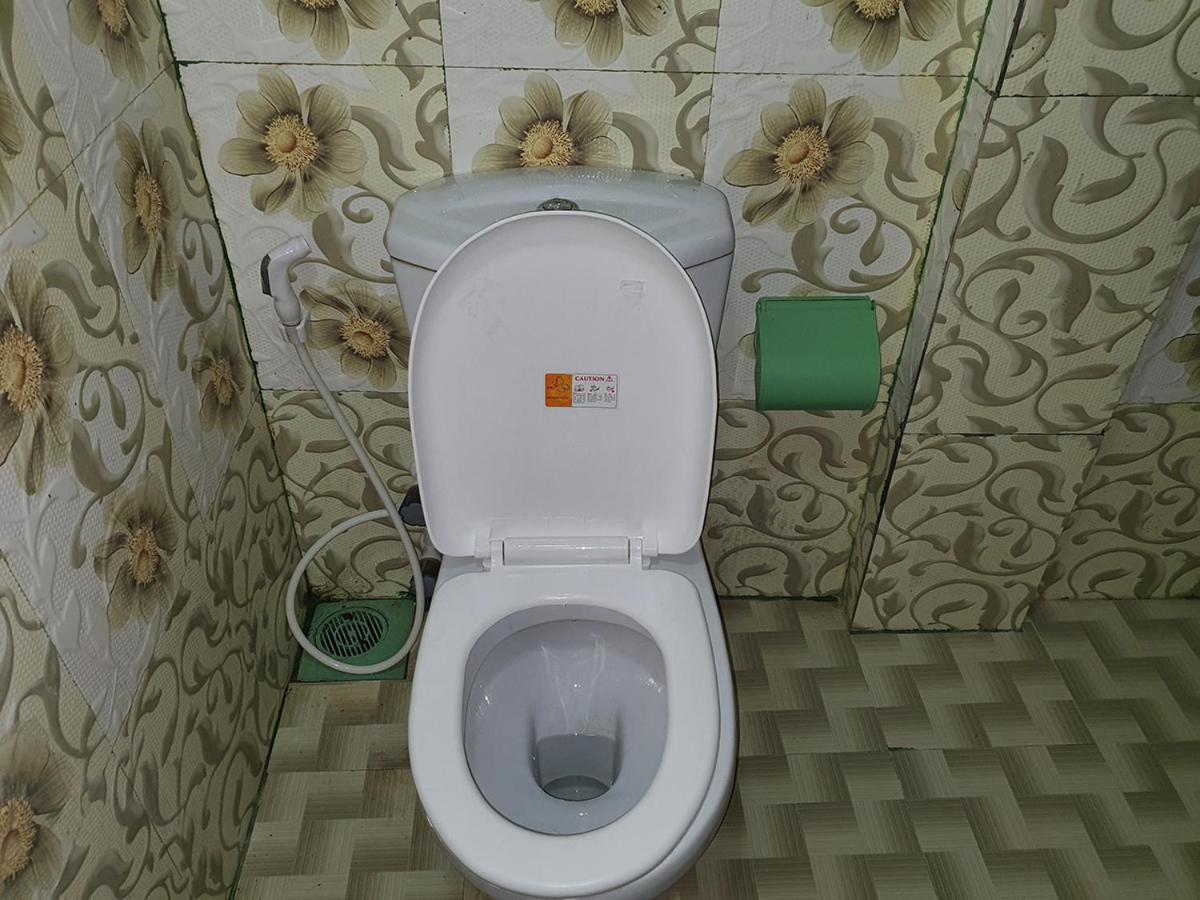 Hb Budget Rest Hotel Jaffna Ngoại thất bức ảnh